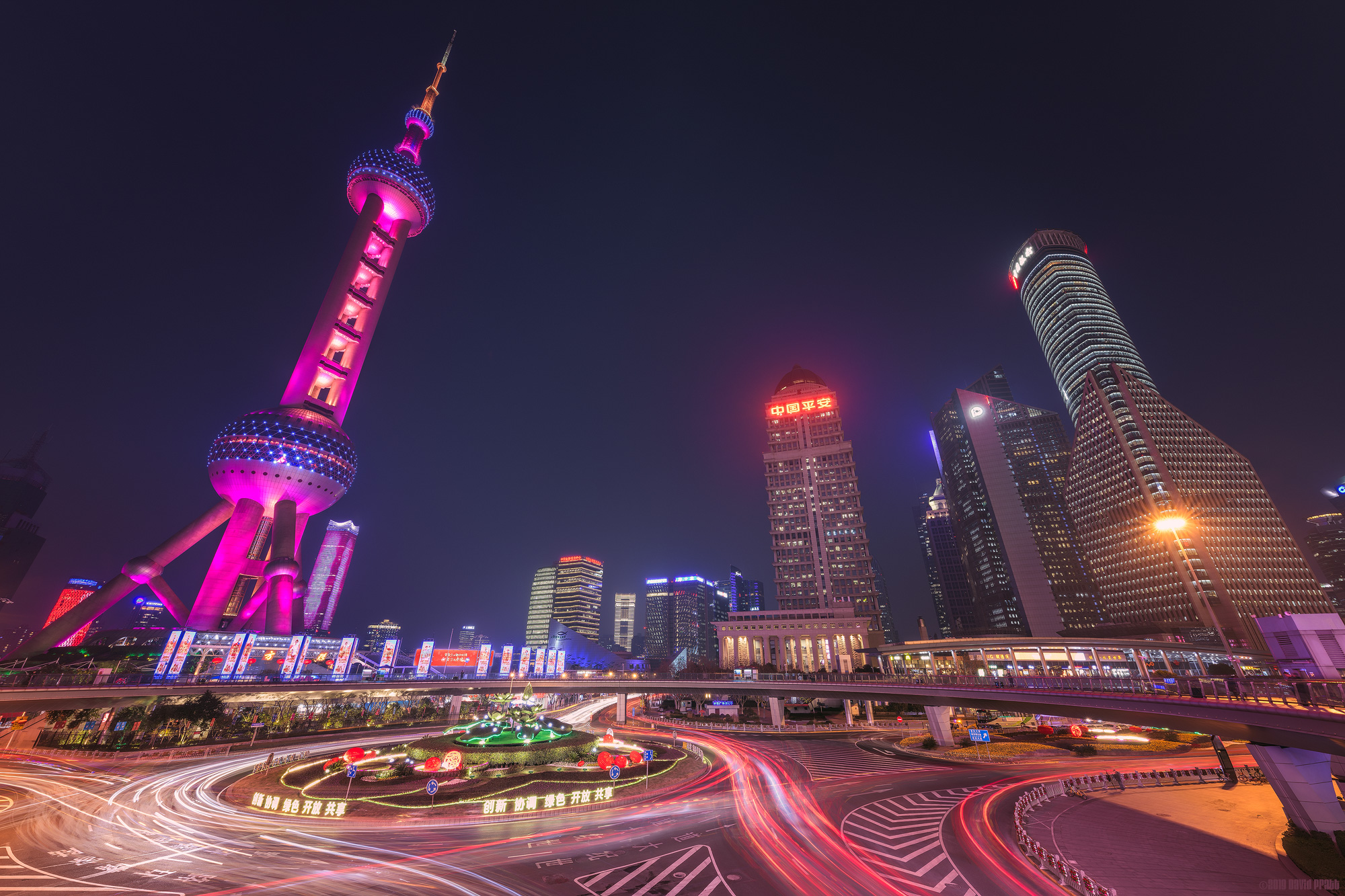 The Mingzhu Roundabout