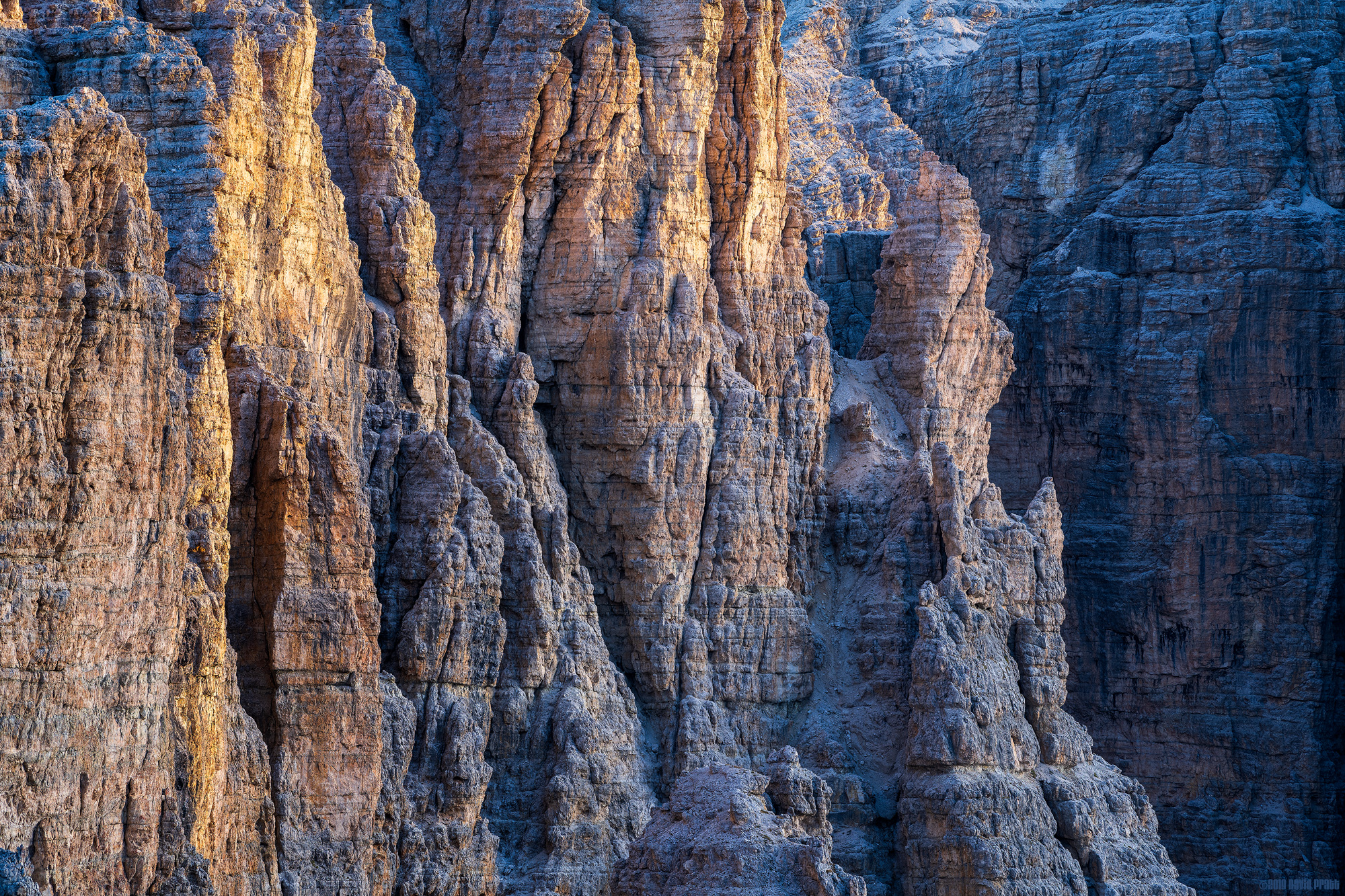 Colours In The Canyon Wall